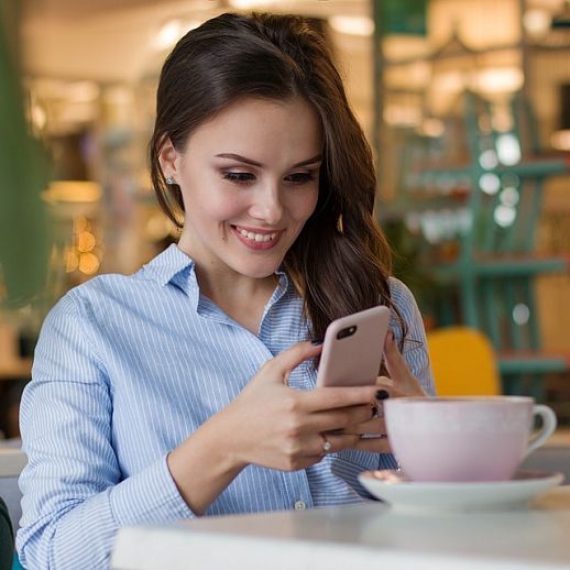 Чем больше у компании клиентов, тем больше нужно уделить внимания организации их сервисной поддержки.  Мы обеспечиваем оперативную реакцию и компетентную консультацию, стремясь решить все вопросы клиентов уже во время первого звонка.